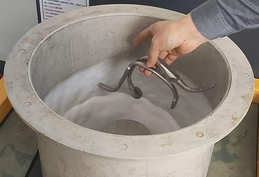 不銹鋼武術(shù)用具刀把樣品 不銹鋼武術(shù)用具刀把樣品