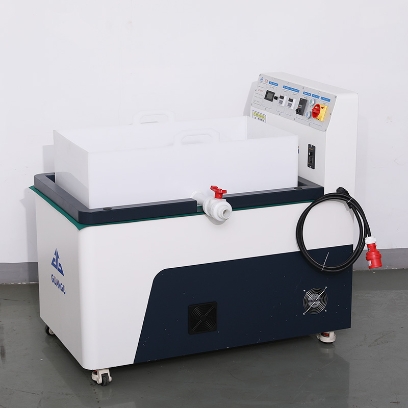 磁力拋光機(jī)在發(fā)動機(jī)連桿拋光中的應(yīng)用 磁力拋光機(jī)在發(fā)動機(jī)連桿拋光中的應(yīng)用